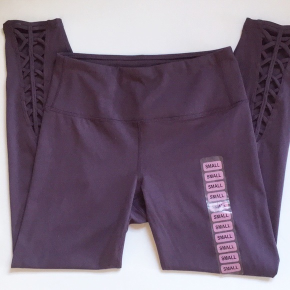 Active Life Pants - CAPRI YOGA LEGGINGS ACTIVE LIFE CRISSCROSS LATTICE